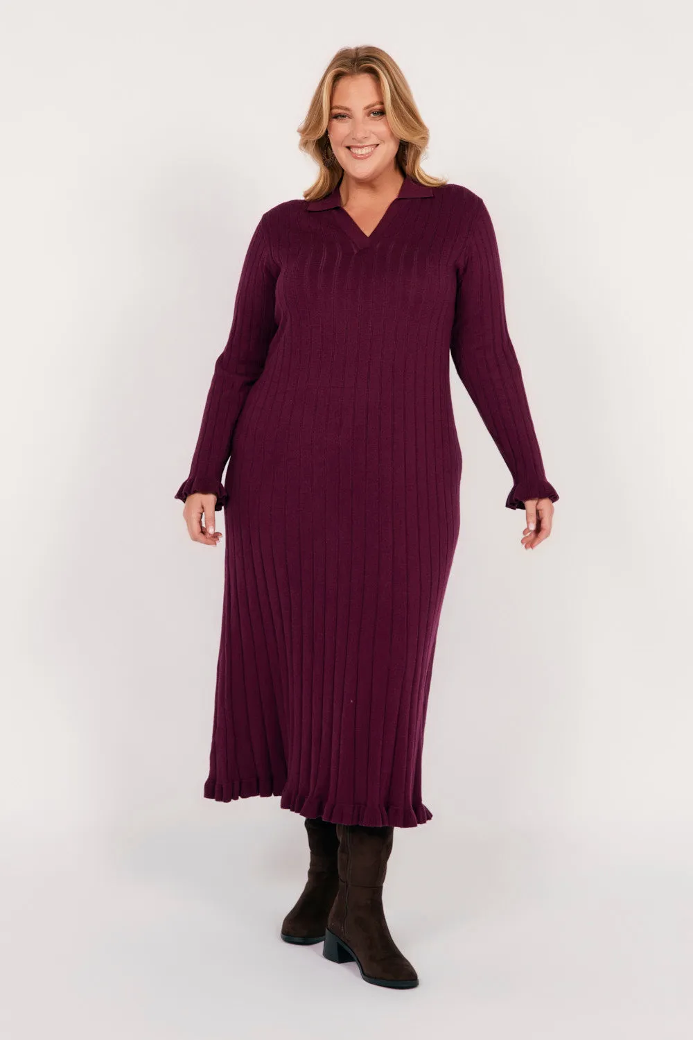 Collared Knitted Swing Dress in Plum