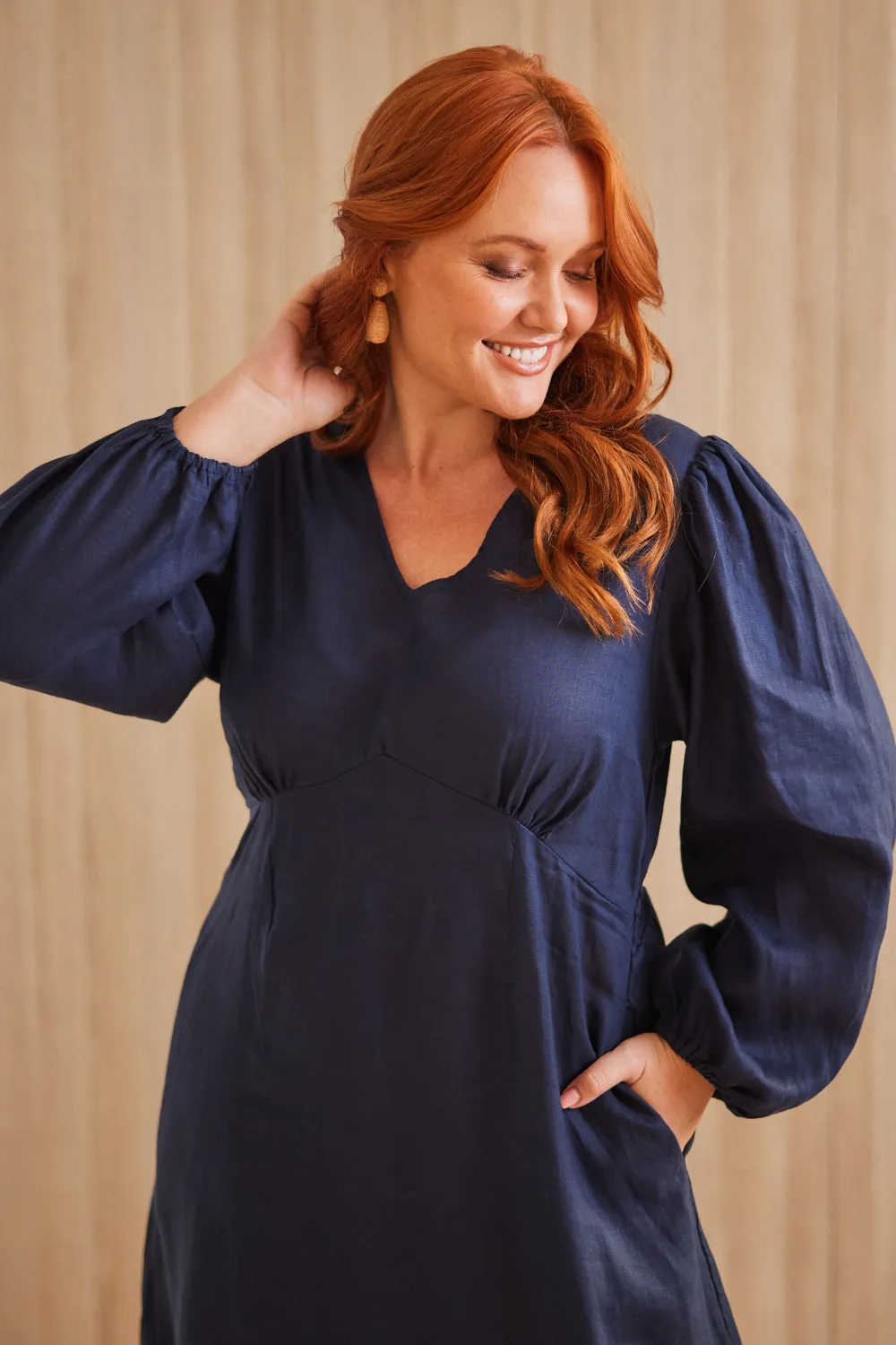 Farrah Long Sleeve Linen Dress in Navy