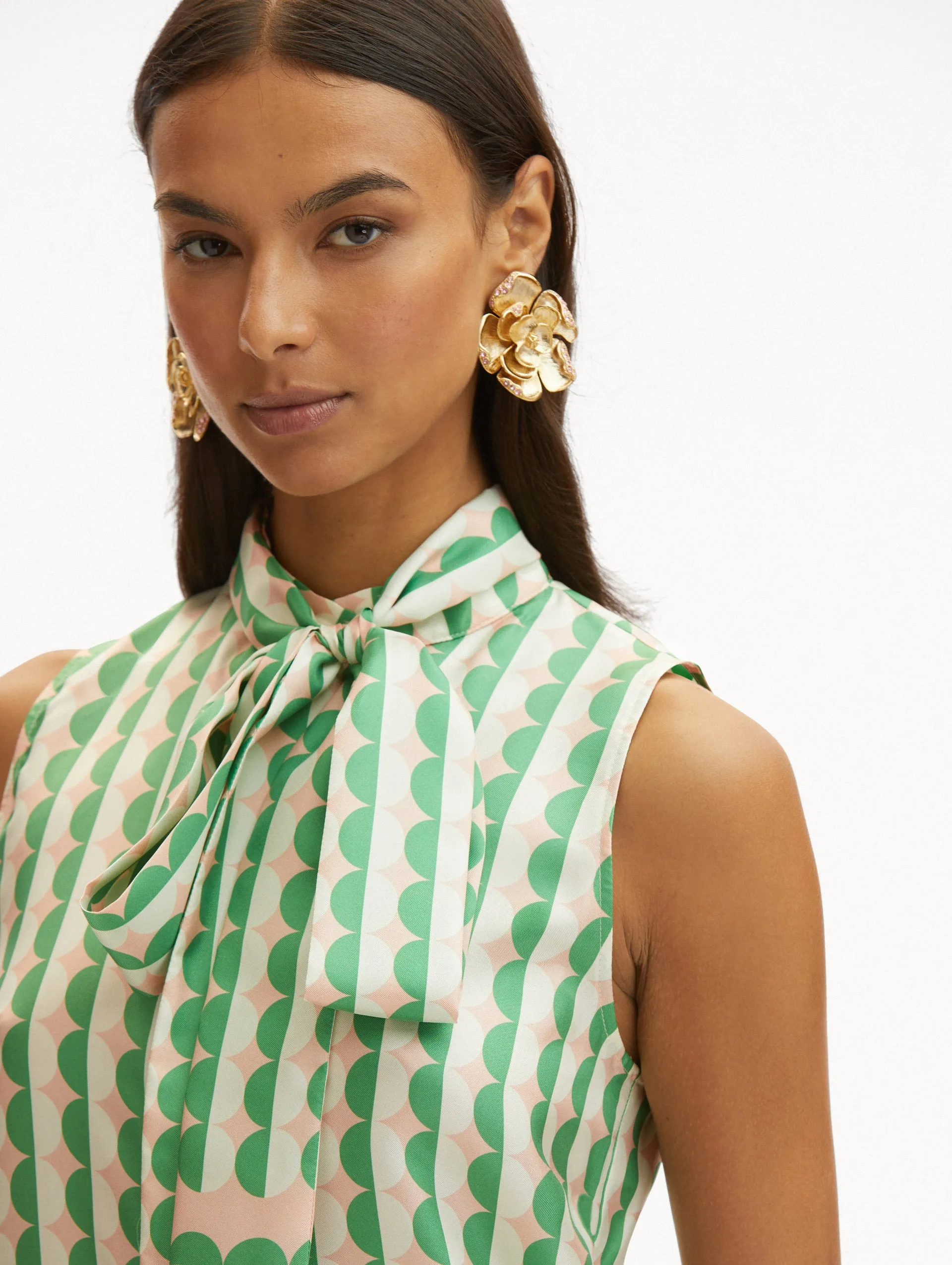 Geometric Circle Silk Twill Sleeveless Blouse