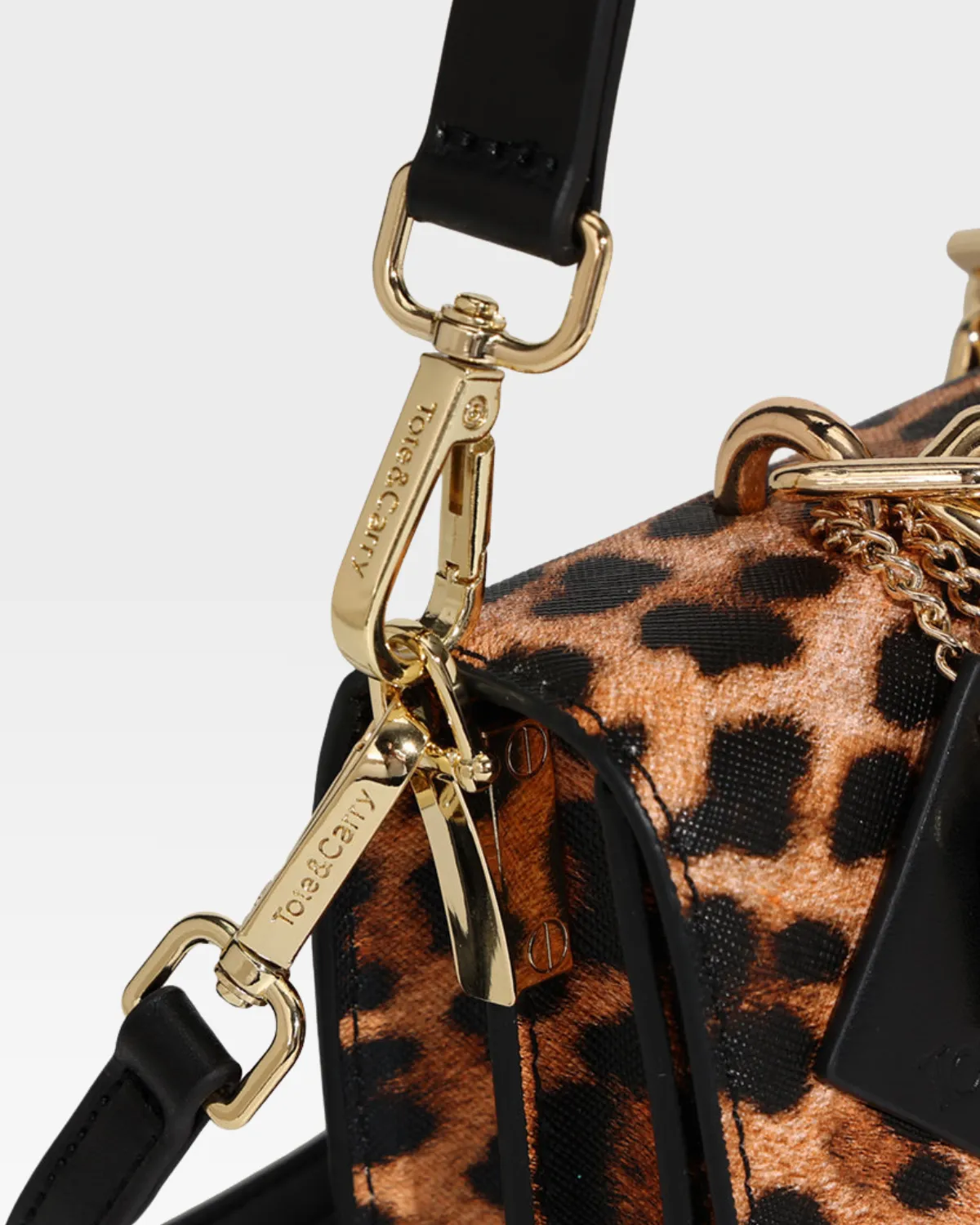 Leopard Print Shoulder Bag in Beige