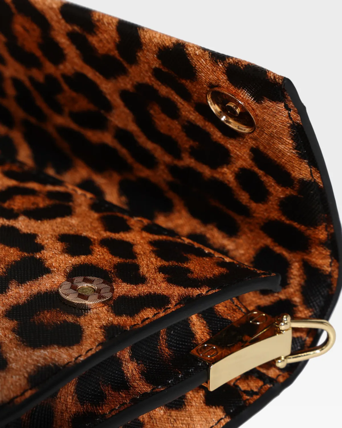 Leopard Print Shoulder Bag in Beige