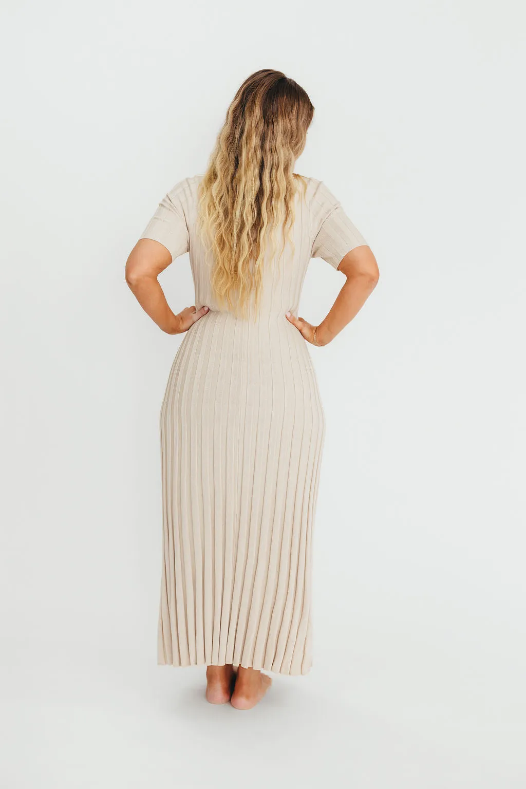Oakley Ribbed Maxi Dress in Dusty Ivory Taupe - Bump Friendly