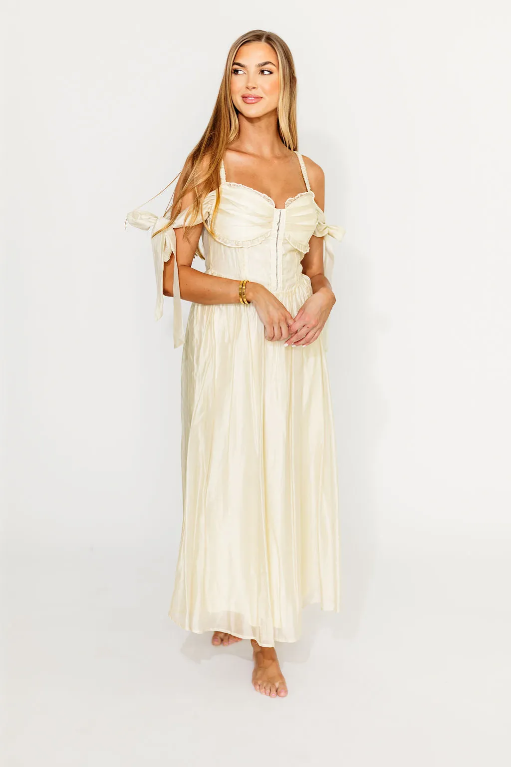 Paulina Sleeveless Sweetheart Midi Dress in Ecru