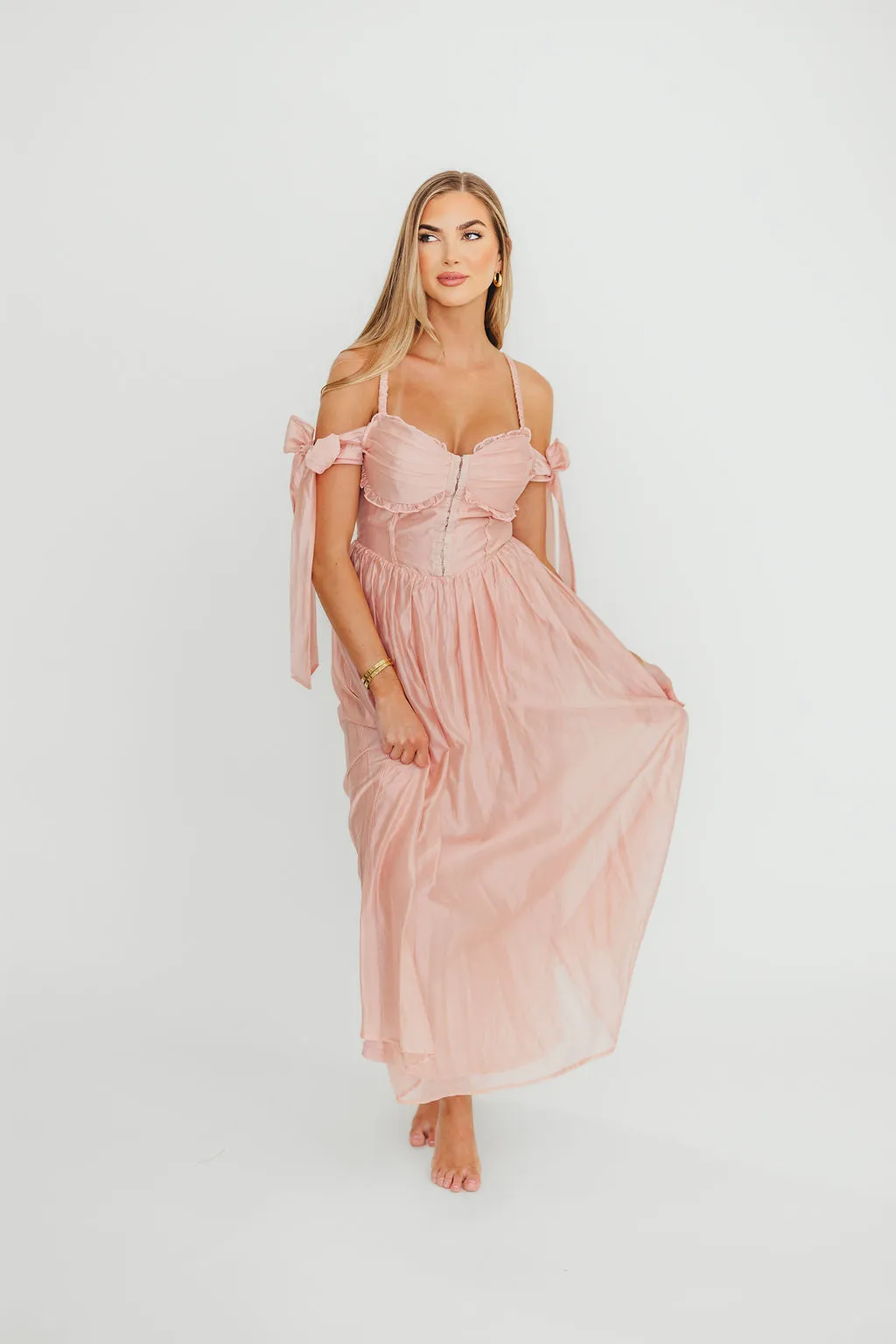 Paulina Sleeveless Sweetheart Midi Dress in Vintage Rose