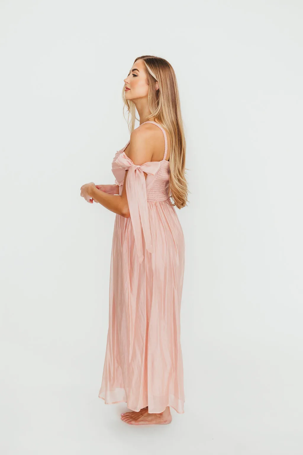 Paulina Sleeveless Sweetheart Midi Dress in Vintage Rose