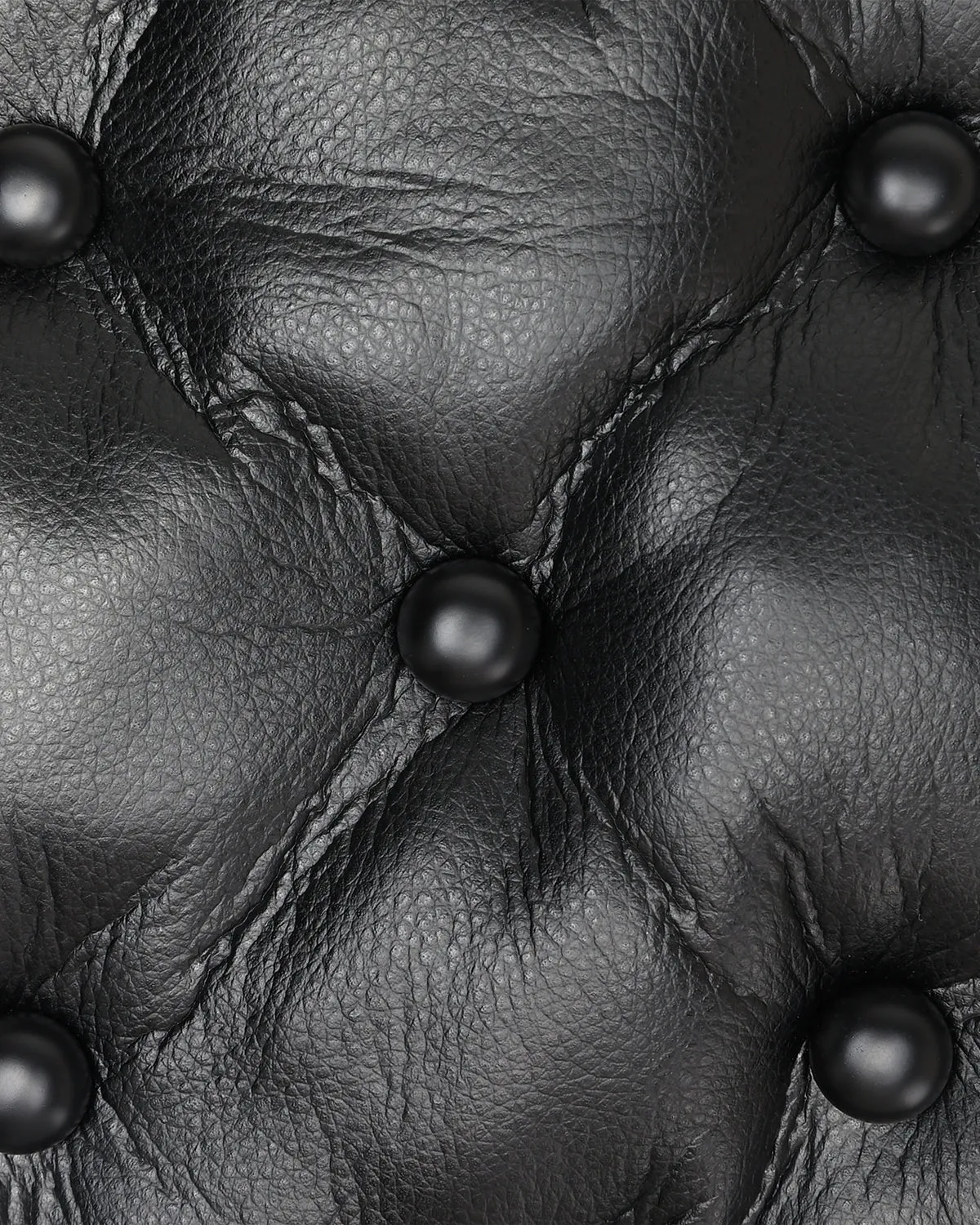 Pearl Power Messenger Bag in Black
