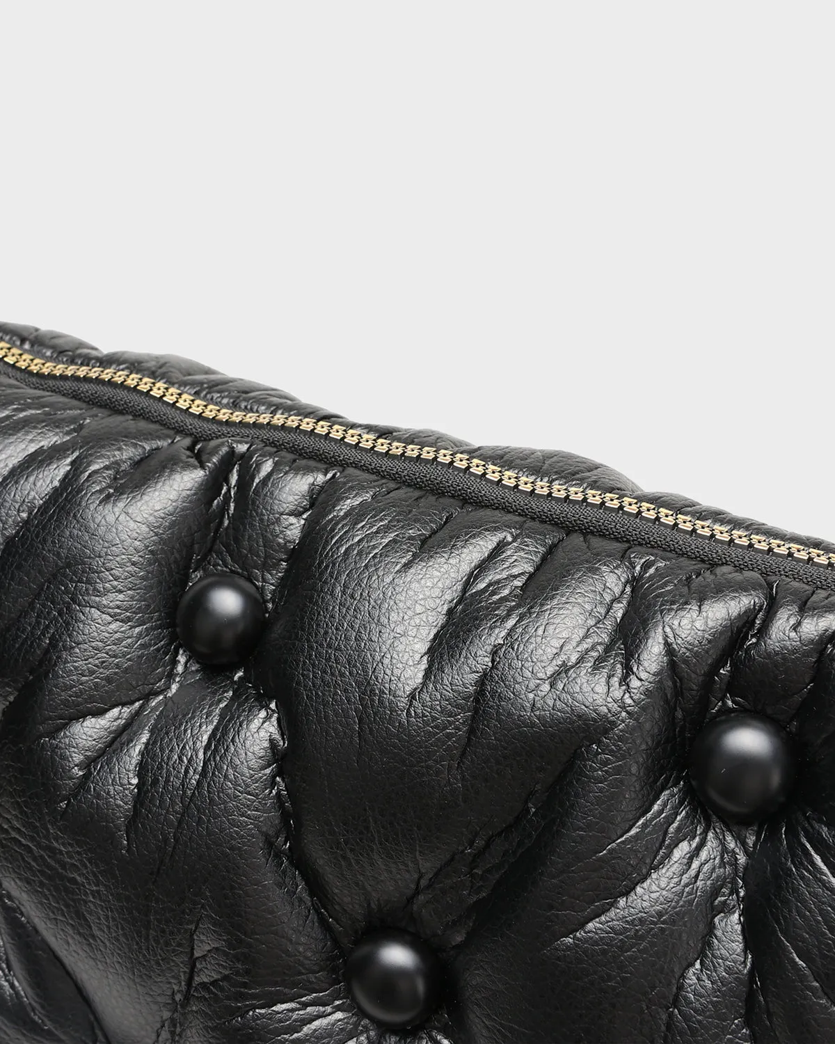 Pearl Power Messenger Bag in Black