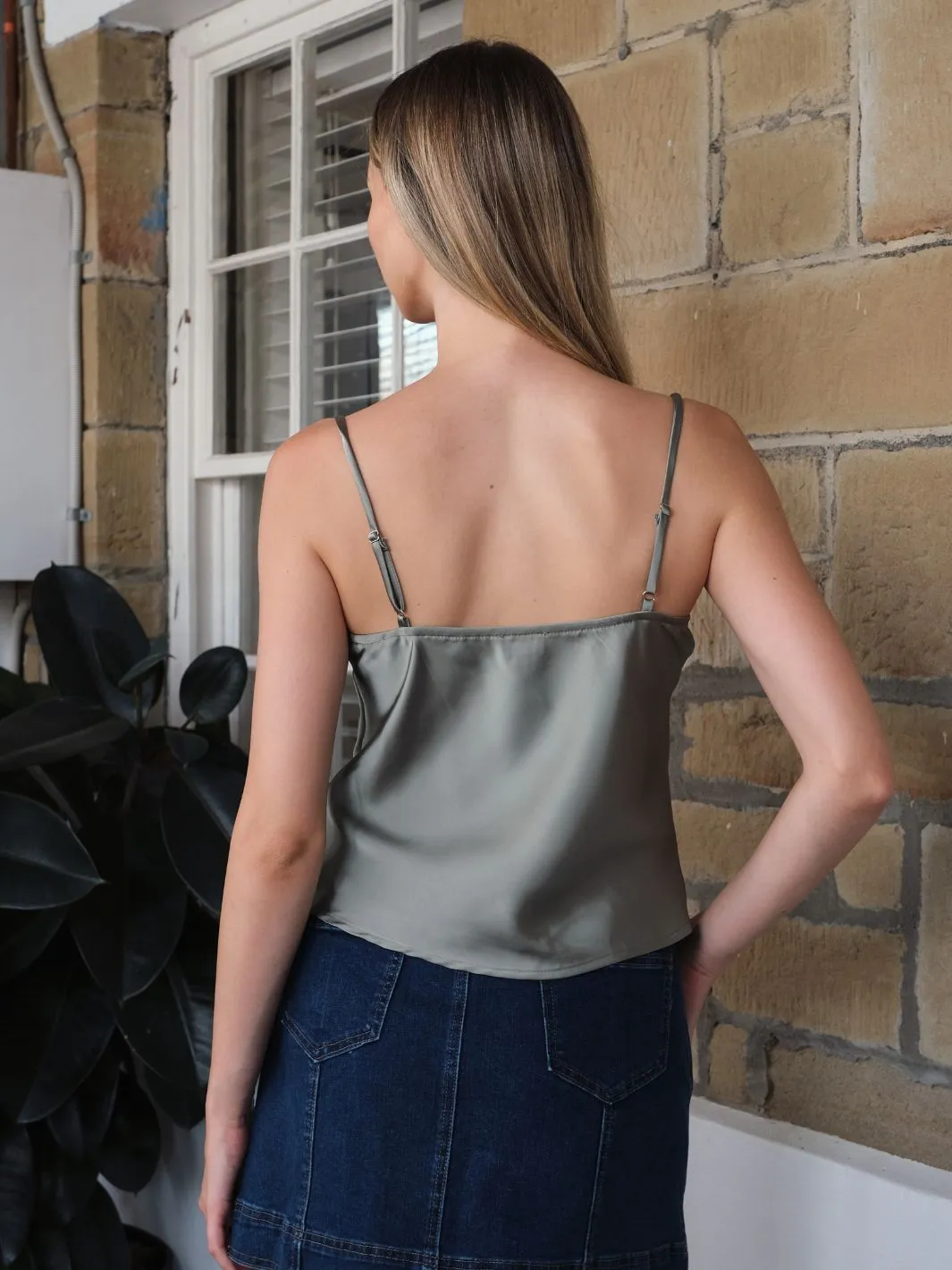PERLA SATEEN COWL