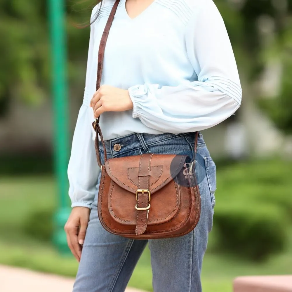 Saddle Purse
