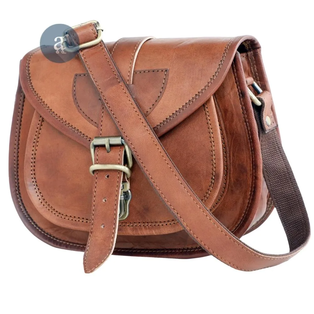 Saddle Purse