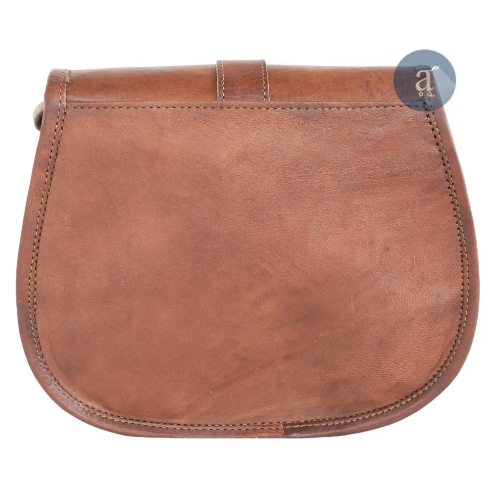 Saddle Purse